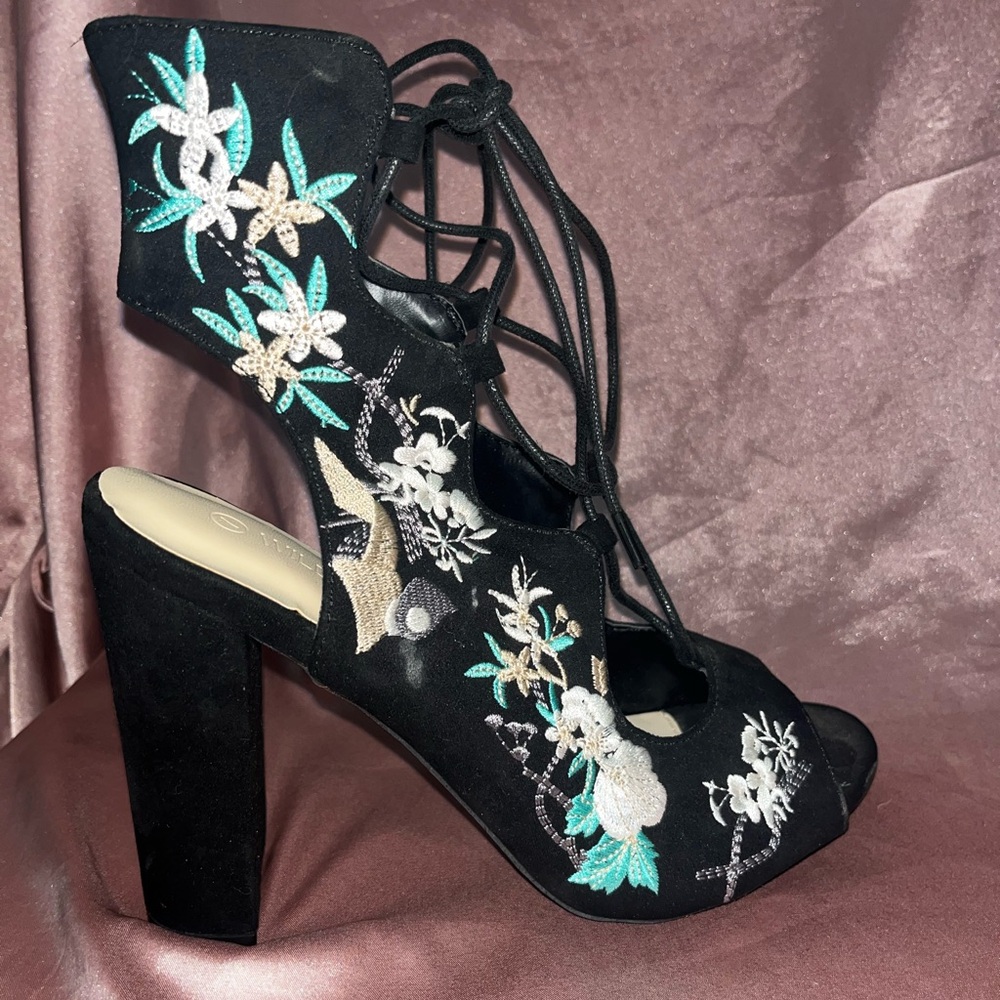 Black lace heels open back open toe size 7